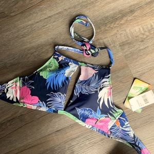 Hobie Bikini Set SMALL top MEDIUM bottoms